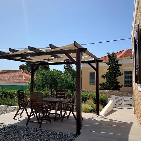 Villa Miranda Chalki Town Buitenkant foto