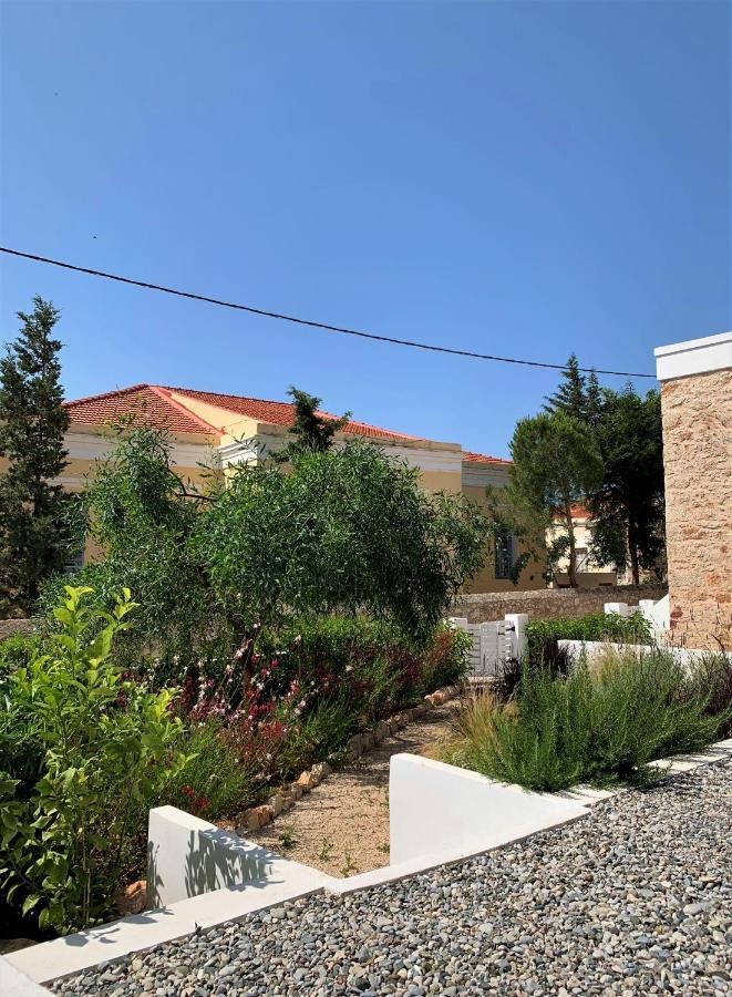 Villa Miranda Chalki Town Buitenkant foto