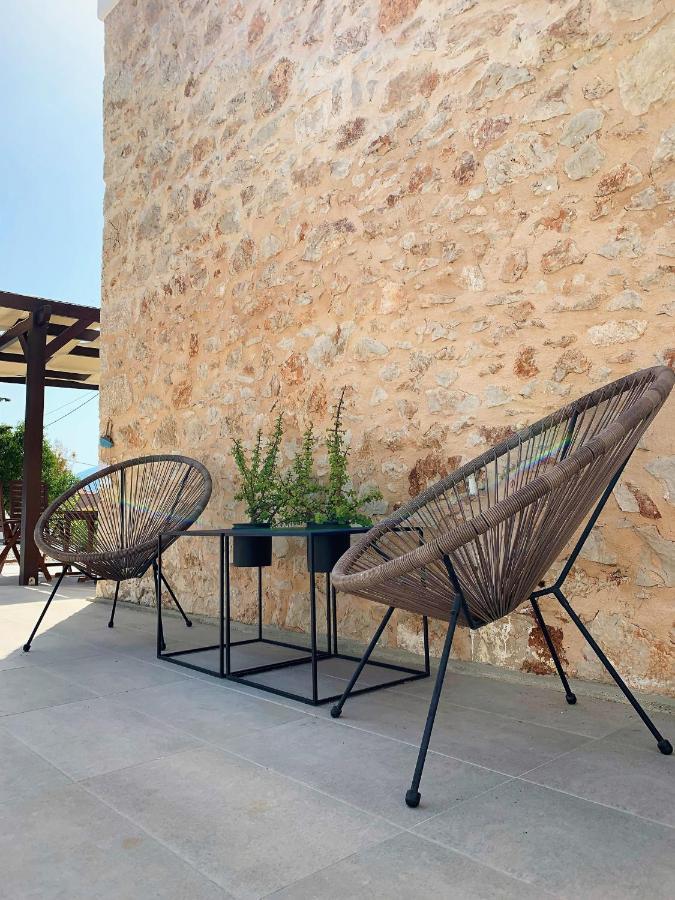 Villa Miranda Chalki Town Buitenkant foto