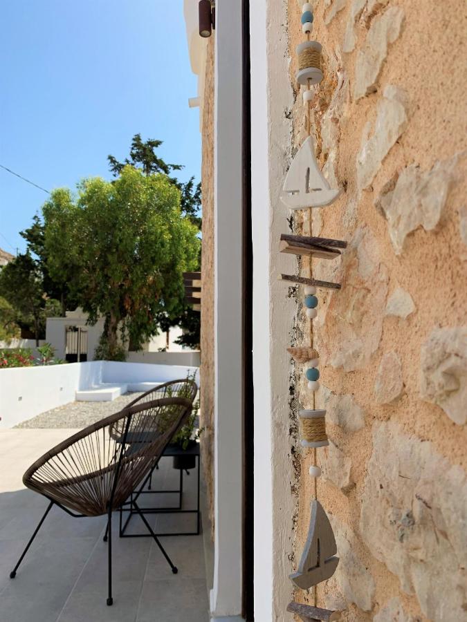 Villa Miranda Chalki Town Buitenkant foto